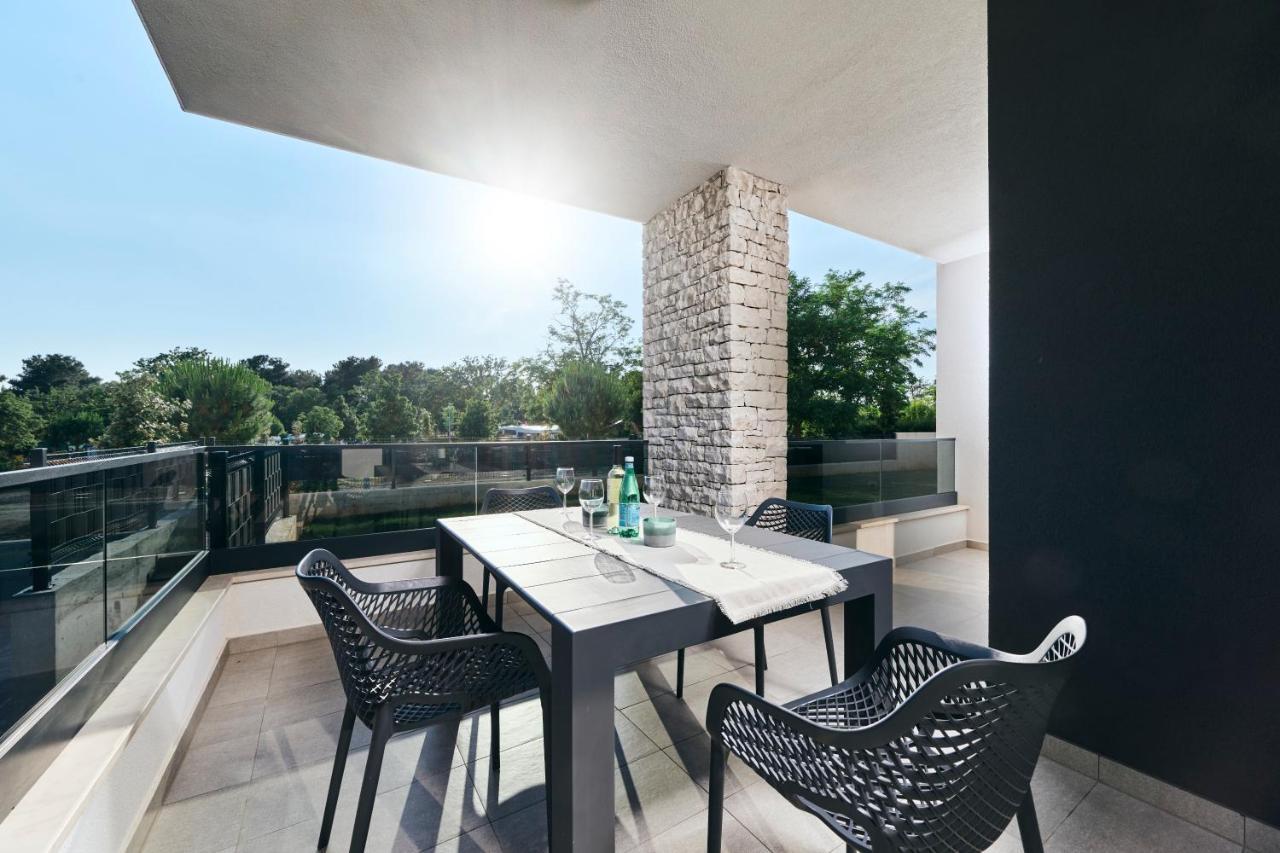 Apartments San Maris Умаг Экстерьер фото