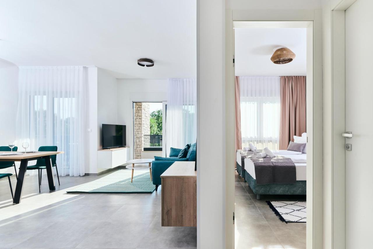 Apartments San Maris Умаг Экстерьер фото
